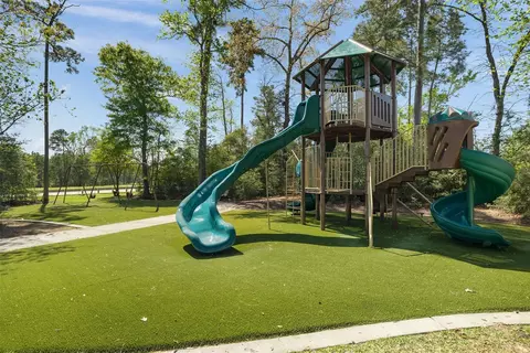 View/Area - 605 Ashbrook Ridge Ln, Pinehurst, TX 77362 photo 6 of 8