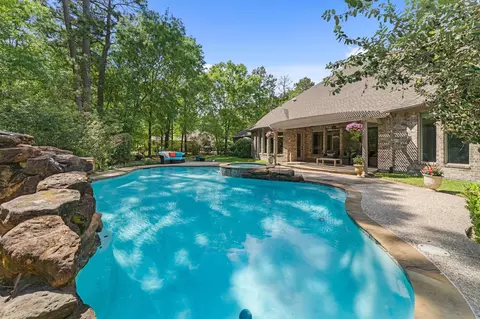 Exterior - 3922 Waterbend Cv, Spring, TX 77386 photo 6 of 9