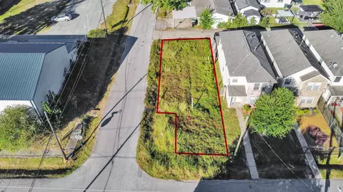 8232 Colonial Ln, Houston, TX 77051