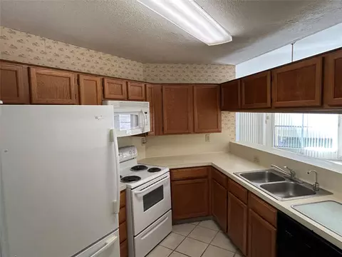 Kitchen - 5338 Rivergate Dr, Spring, TX 77373 photo 1 of 1
