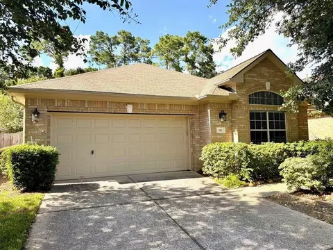 90 Country Gate, Conroe, TX 77384