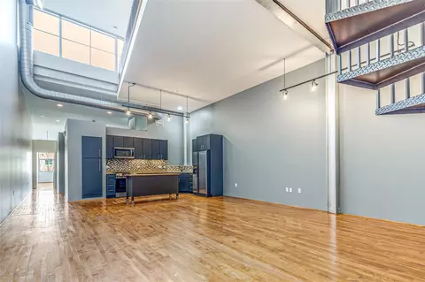1312 Live Oak St #223, Houston, TX 77003