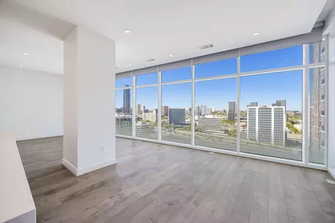 4521 San Felipe St #1704, Houston, TX 77027