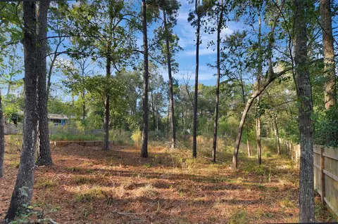 1112 Columbia River Dr, Conroe, TX 77316