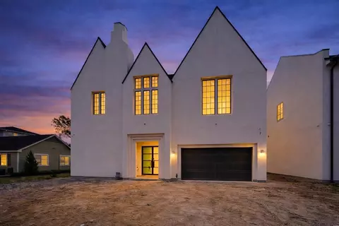 1423 Gardenia Dr, Houston, TX 77018