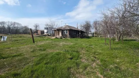 3902 Idleway, Lone Oak, TX 75453