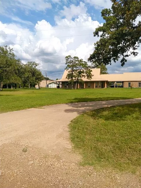 6750 Cr 201, Snook, TX 77878