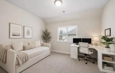 Bedroom - 32034 Eagle Nest Ln, Conroe, TX 77385 photo 6 of 7