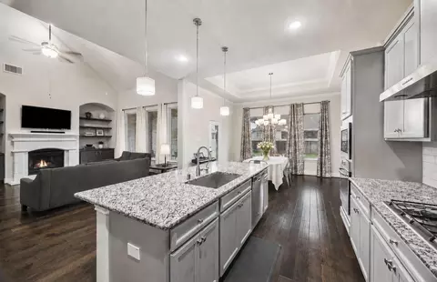 Kitchen - 32034 Eagle Nest Ln, Conroe, TX 77385 photo 1 of 4