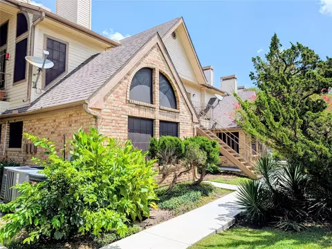 2425 Holly Hall St, Houston, TX 77054