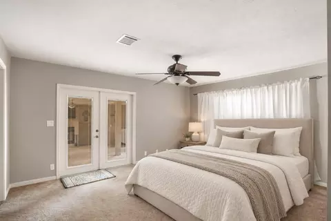 Bedroom - 1300 Smith Rd, Huffman, TX 77336 photo 3 of 7