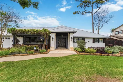 4031 Fernwood Dr, Houston, TX 77021