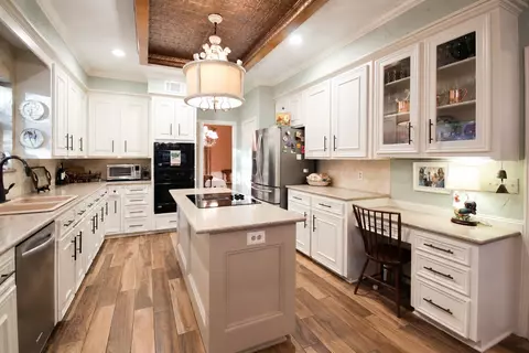 Kitchen - 16211 Chipstead Dr, Spring, TX 77379 photo 1 of 4