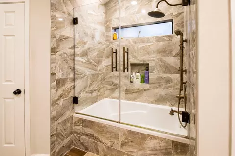 Bath - 16211 Chipstead Dr, Spring, TX 77379 photo 4 of 11