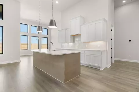 Kitchen - 30634 Grass River Rd, Waller, TX 77484 photo 2 of 2