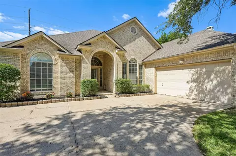 3402 Shadowwalk Dr, Houston, TX 77082