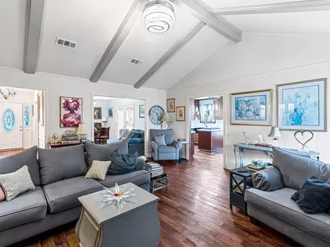 818 Olney Oak Dr, Houston, TX 77079