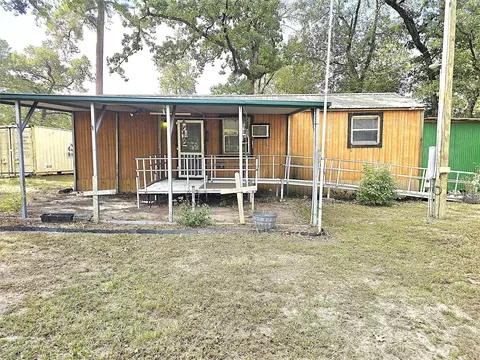 127 Navaho Trl, Trinity, TX 75862
