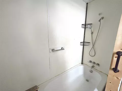 Bath - 127 Navaho Trl, Trinity, TX 75862 photo 1 of 2