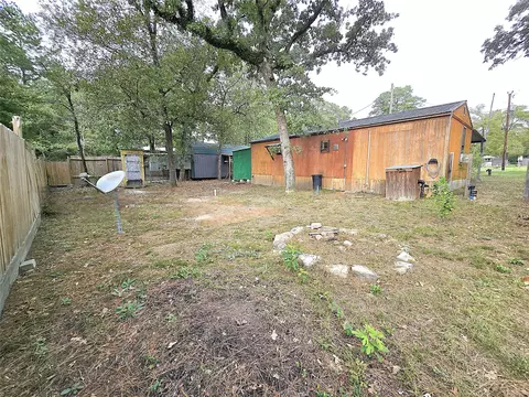 Exterior - 127 Navaho Trl, Trinity, TX 75862 photo 3 of 3