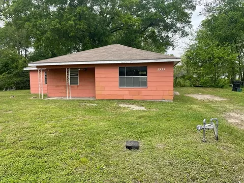 5927 Easter St, Houston, TX 77091 photo 1