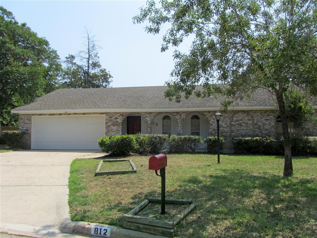 812 Northpine Dr, Conroe, TX 77301 photo 1