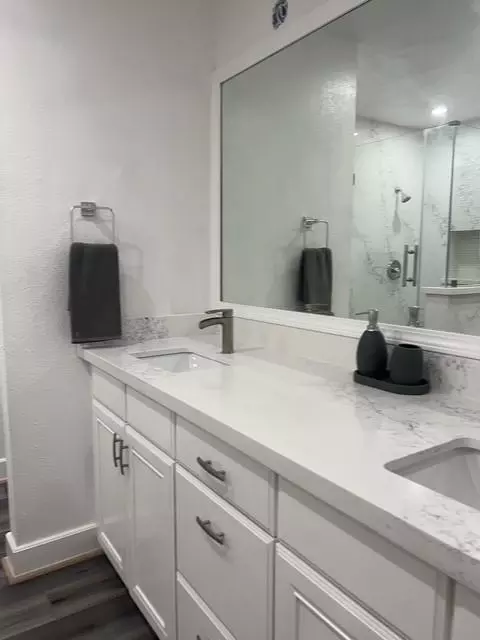 Bath - 4219 Hirschfield Rd, Spring, TX 77373 photo 1 of 7