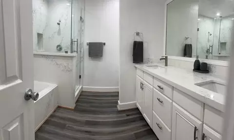 Bath - 4219 Hirschfield Rd, Spring, TX 77373 photo 4 of 7