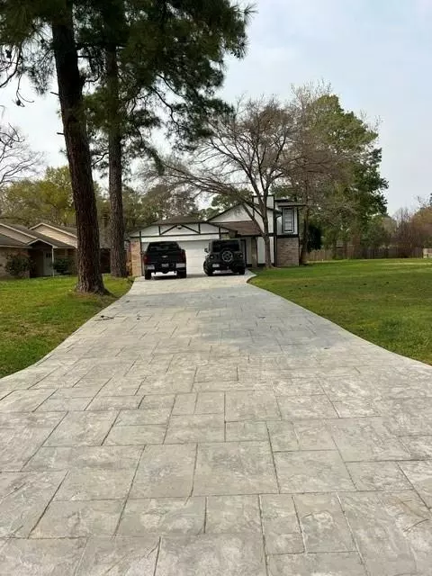 Exterior - 4219 Hirschfield Rd, Spring, TX 77373 photo 2 of 3