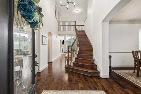 5919 Majestic Pines Dr, Kingwood, TX 77345