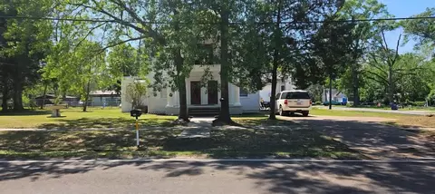 305 W Main St, Kirbyville, TX 75956