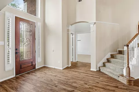 Entry Way - 3602 River Bend Dr, Rosenberg, TX 77471 photo 2 of 6