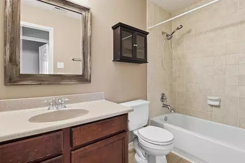 Bath - 3602 River Bend Dr, Rosenberg, TX 77471 photo 6 of 6