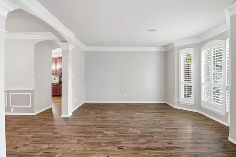 Living - 3602 River Bend Dr, Rosenberg, TX 77471 photo 2 of 11