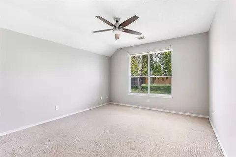 Bedroom - 7126 Leens Lodge Ln, Humble, TX 77346 photo 1 of 6