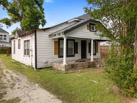 4110 Buck St, Houston, TX 77020