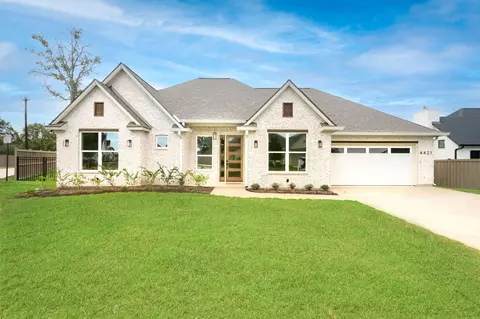 4421 Jack Ct, College Station, TX 77845