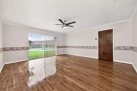 Living - 607 E Cypresswood Dr, Spring, TX 77373 photo 2 of 11