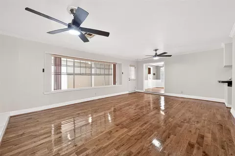 Living - 607 E Cypresswood Dr, Spring, TX 77373 photo 11 of 11