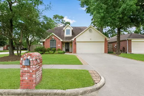 Exterior - 3403 Arromanches Ln, Spring, TX 77388 photo 2 of 5