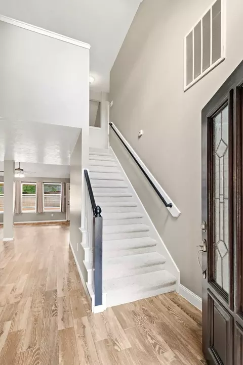 Entry Way - 3403 Arromanches Ln, Spring, TX 77388 photo 1 of 2