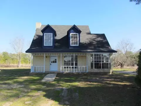 17 Julia Justice Rd, Huntsville, TX 77320