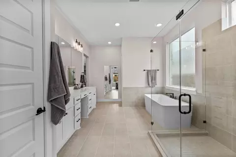 Bath - 28033 Pebble Park Dr, Spring, TX 77386 photo 1 of 5