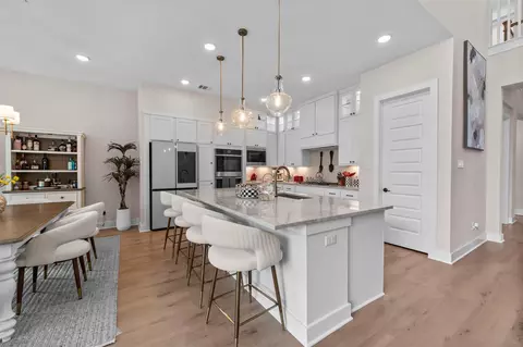 Kitchen - 28033 Pebble Park Dr, Spring, TX 77386 photo 5 of 6