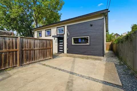 109 Bryan St #B, Houston, TX 77011
