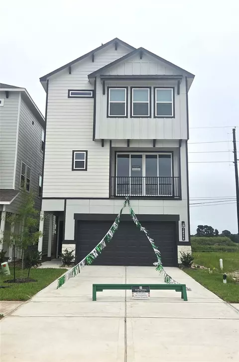 14954 Eagle Feather Dr, Houston, TX 77090