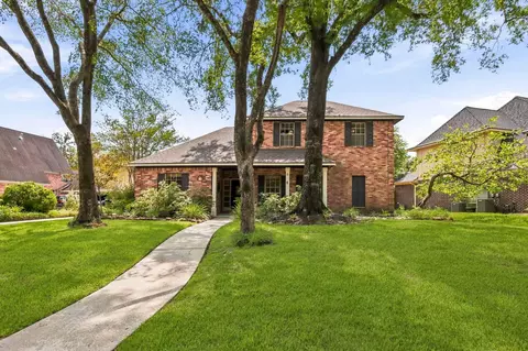 2723 Cedarville Dr, Kingwood, TX 77345