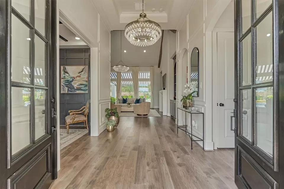 Entry Way - 2017 Bennet Ln, Conroe, TX 77384 photo 1 of 3