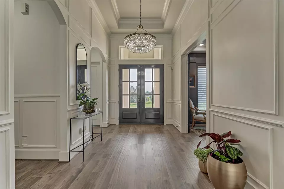 Entry Way - 2017 Bennet Ln, Conroe, TX 77384 photo 2 of 3