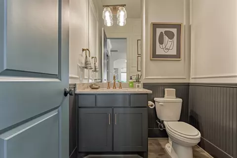 Bath - 2017 Bennet Ln, Conroe, TX 77384 photo 1 of 8